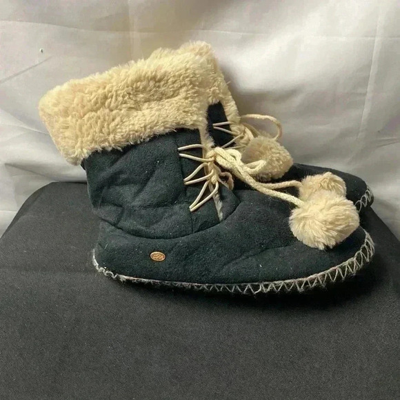 LOOBA WOMENS SIZE SMALL 5/6BLACK SLIPPER FAUX FUR LINING POM POM TIE - Picture 5 of 9